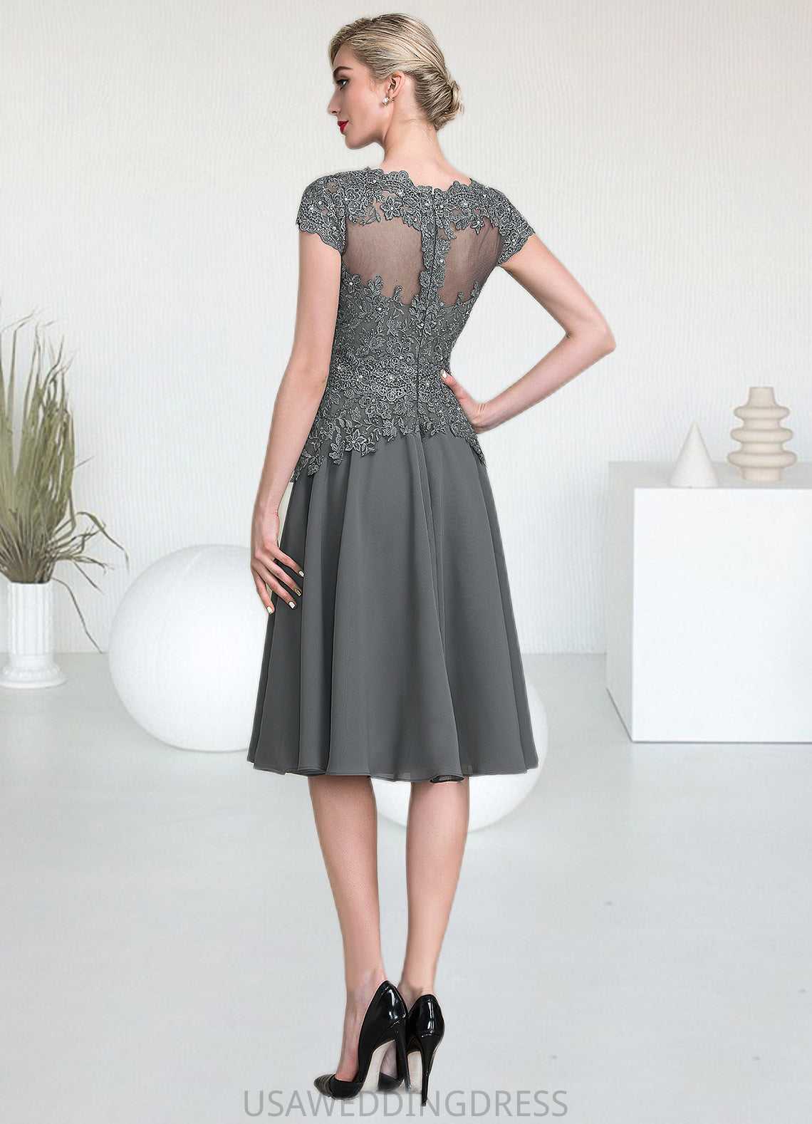 Pat A-Line V-neck Knee-Length Mother of the Bride Dress With Beading DS126P0014965