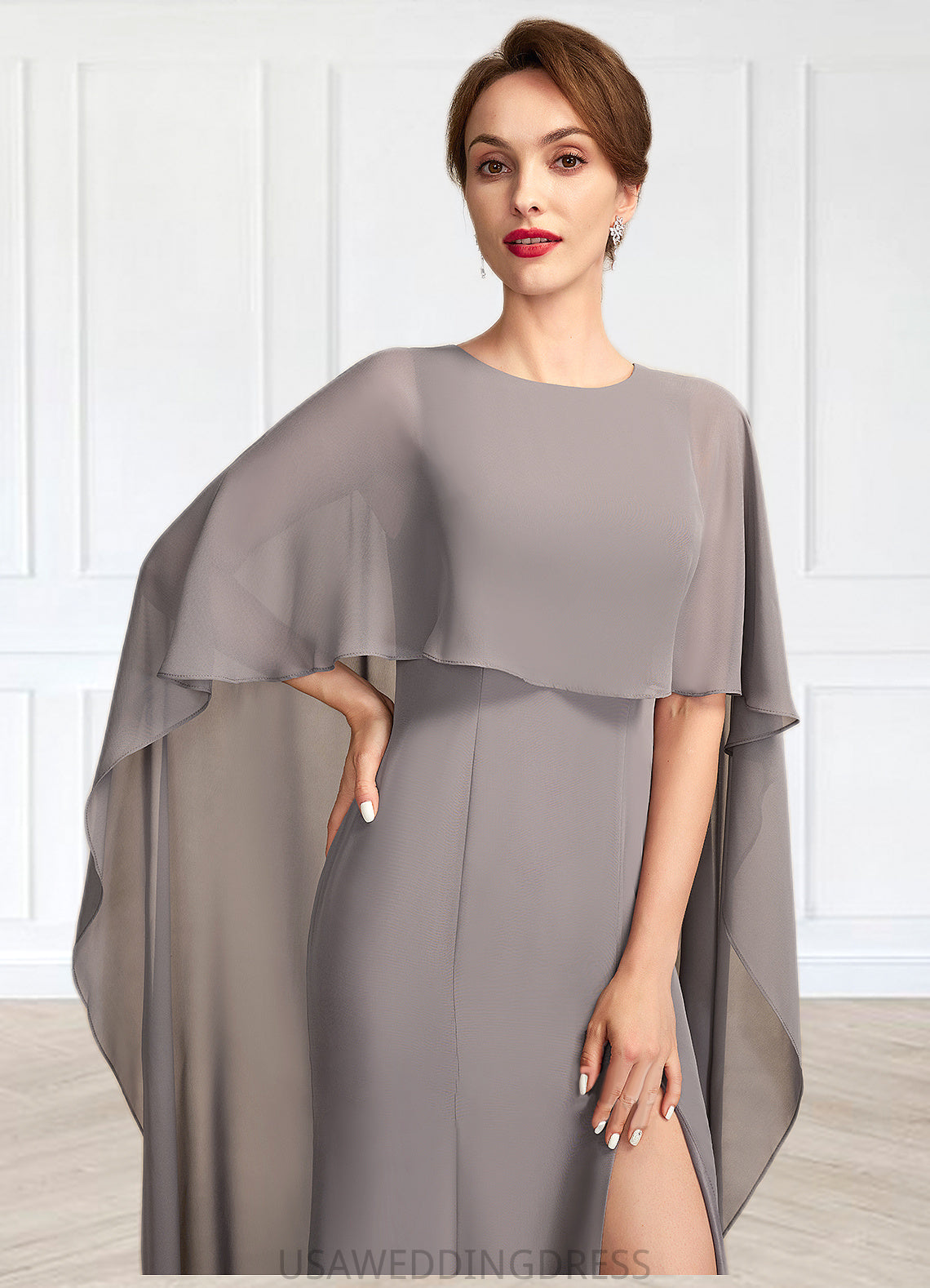 Amber Sheath/Column Scoop Neck Sweep Train Chiffon Mother of the Bride Dress With Split Front DS126P0015000