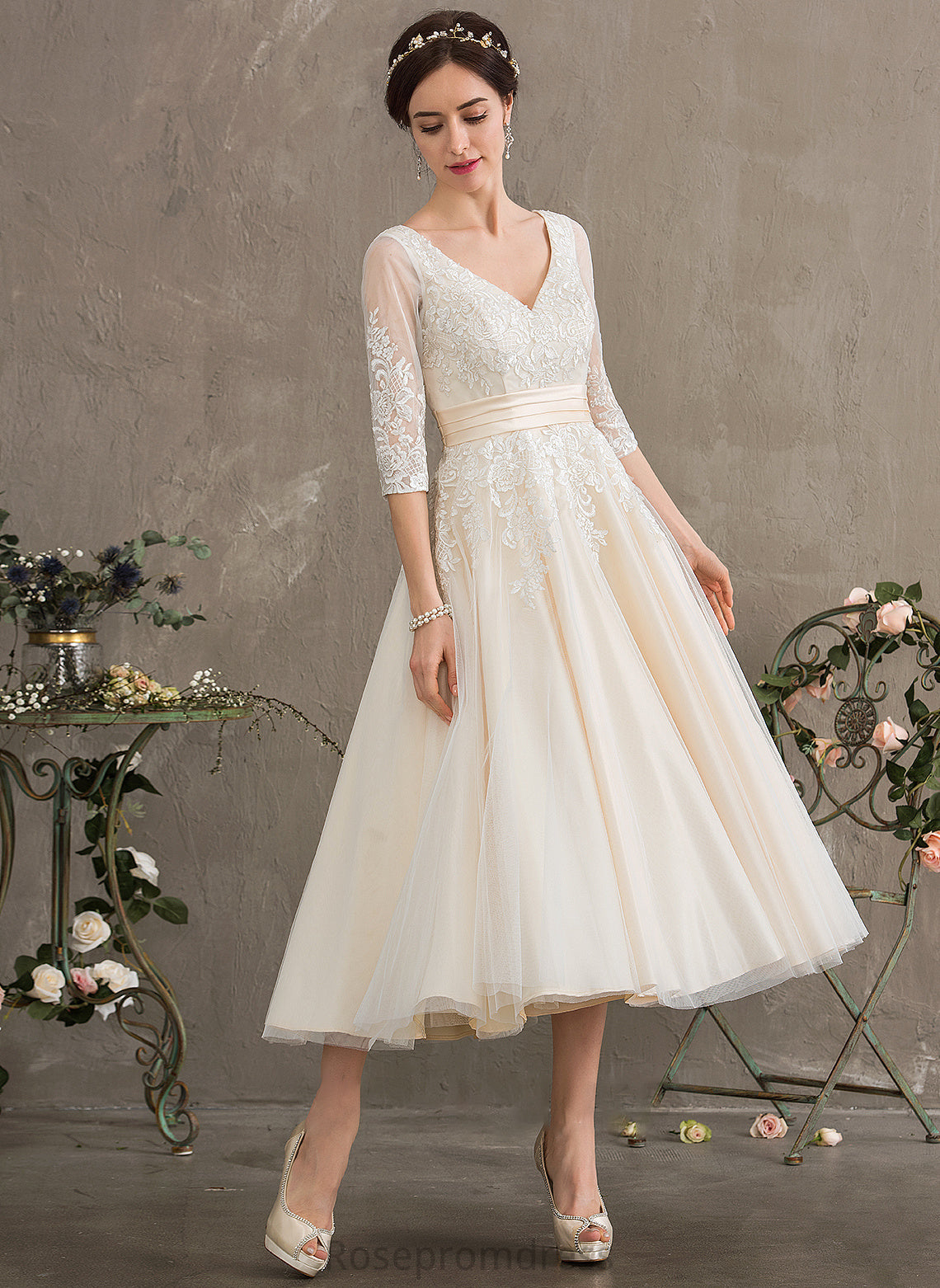 Ball-Gown/Princess Dress Chaya V-neck Wedding Dresses Tulle Wedding Tea-Length