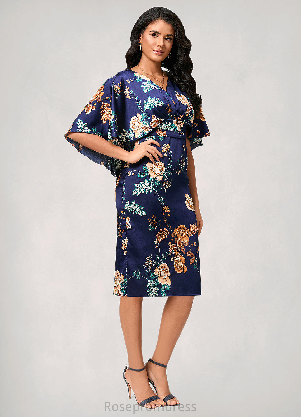 Nan Sheath/Column V-Neck Knee-Length Satin Cocktail Dress With Pleated SRSP0022317
