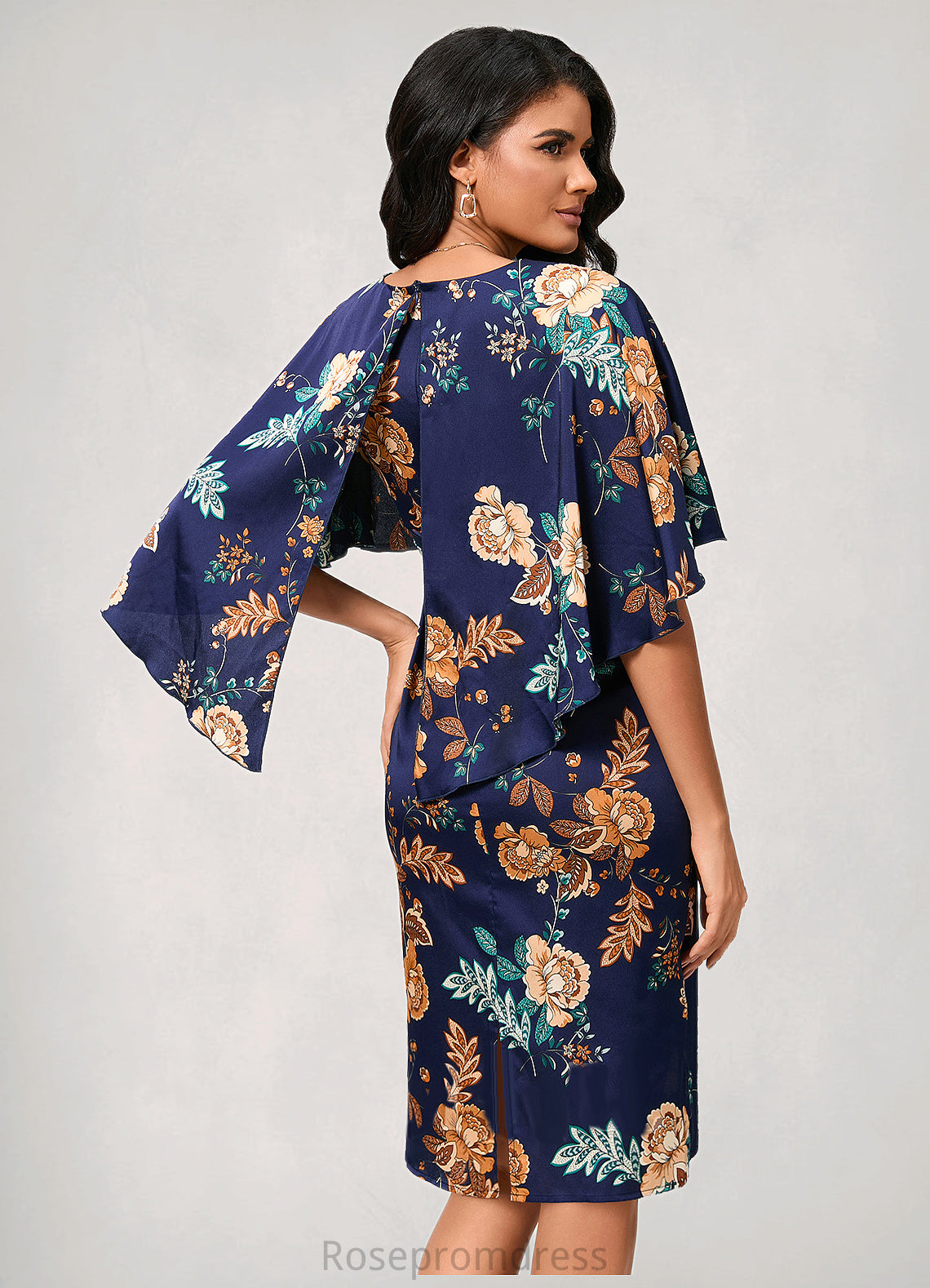 Nan Sheath/Column V-Neck Knee-Length Satin Cocktail Dress With Pleated SRSP0022317