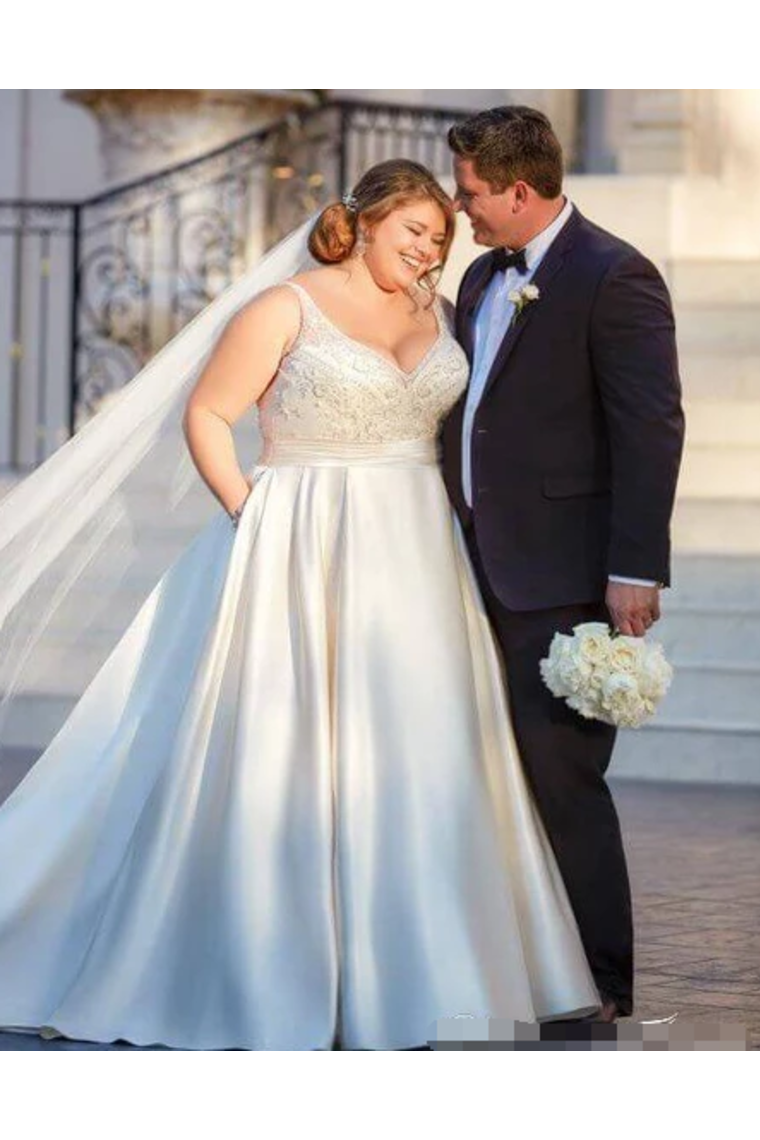 Embroidery Beadings Deep V Neck Plus Size Wedding Dresses Ivory Satin Oversize Wedding Gowns