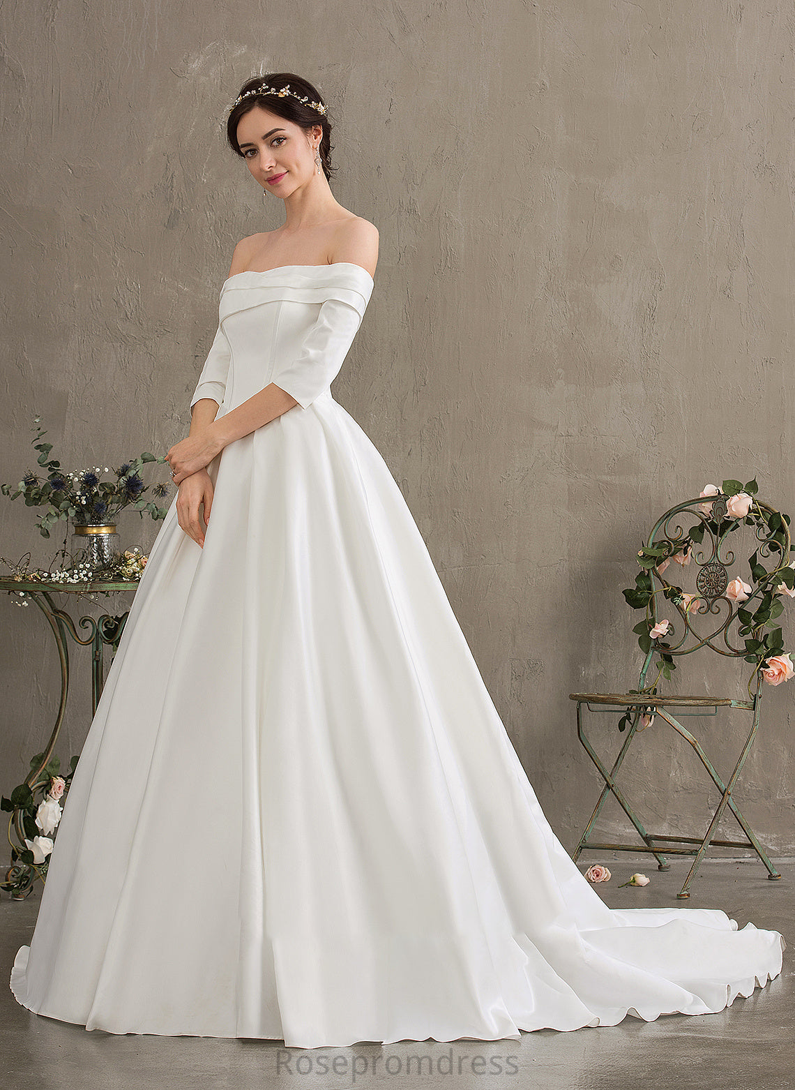 Dress Wedding Wedding Dresses Ball-Gown/Princess Satin Train Amara Court