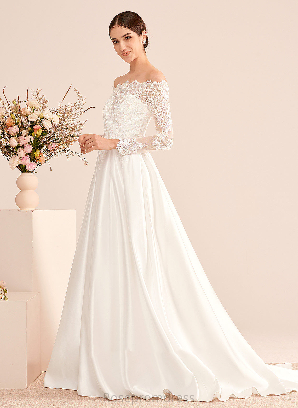 Court With Erin Wedding Wedding Dresses Lace Off-the-Shoulder Dress Ball-Gown/Princess Train