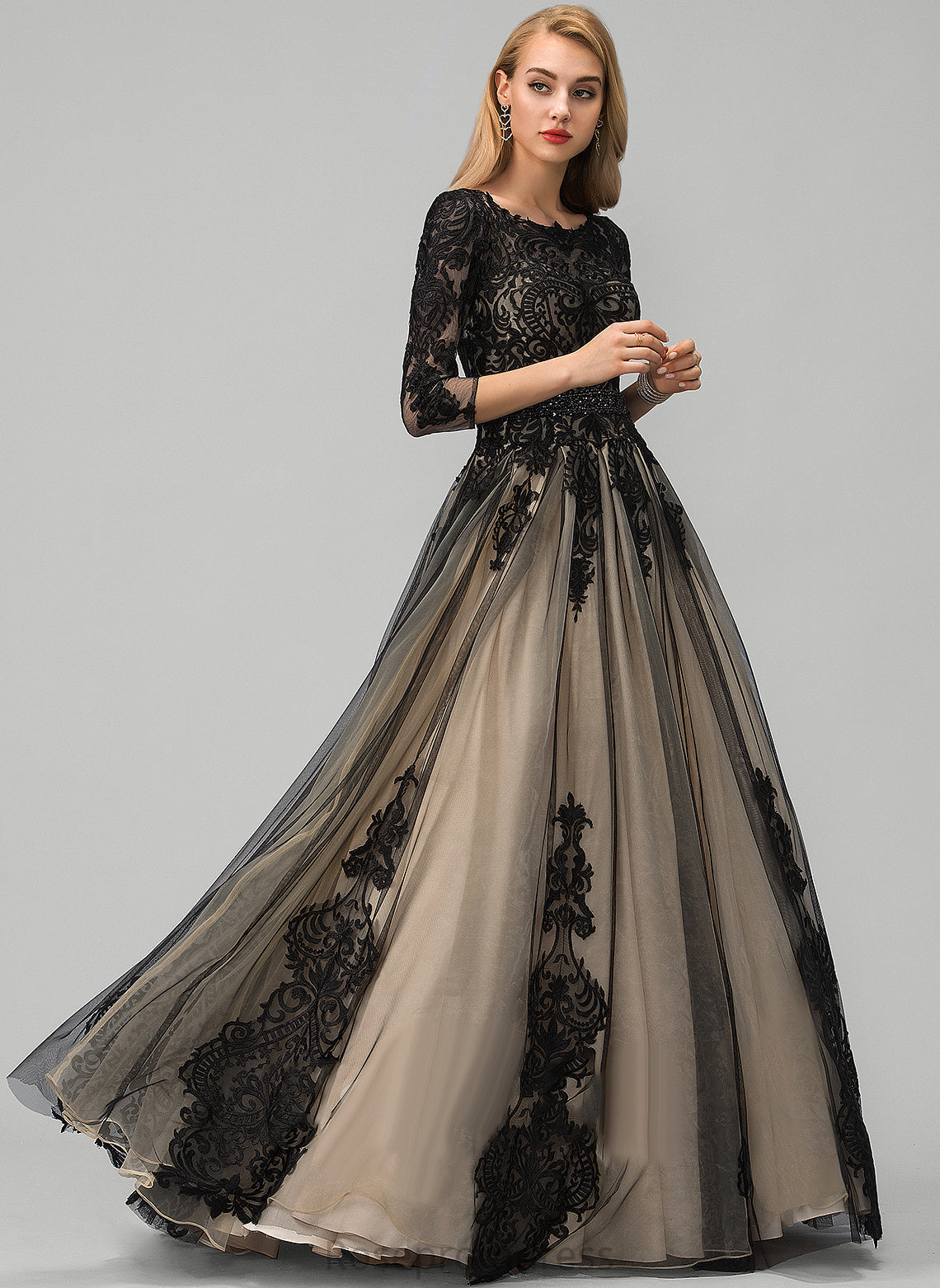 Prom Dresses Scoop Floor-Length Ball-Gown/Princess With Shania Tulle Beading