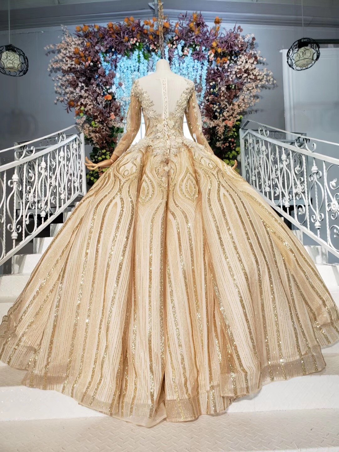 Long Sleeve Ball Gown Beads Lace Appliques Prom Dresses Sequins Quinceanera Dresses SRS15241