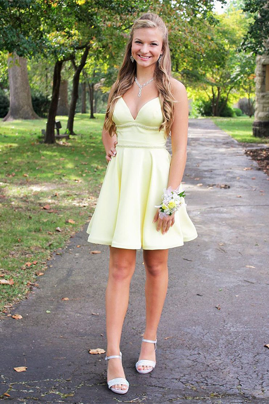 A-Line/Princess Straps Beading Sleeveless Applique Chiffon Lilyana Homecoming Dresses Long Dresses