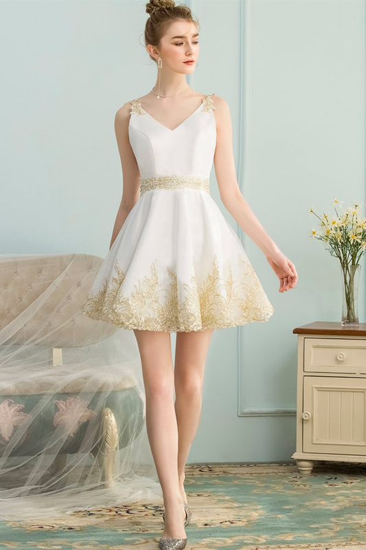 A-Line Homecoming Dresses Satin Mya V-Neck Appliques Short White