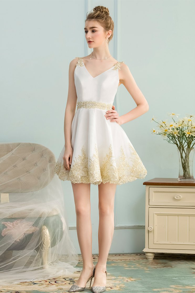 A-Line Homecoming Dresses Satin Mya V-Neck Appliques Short White