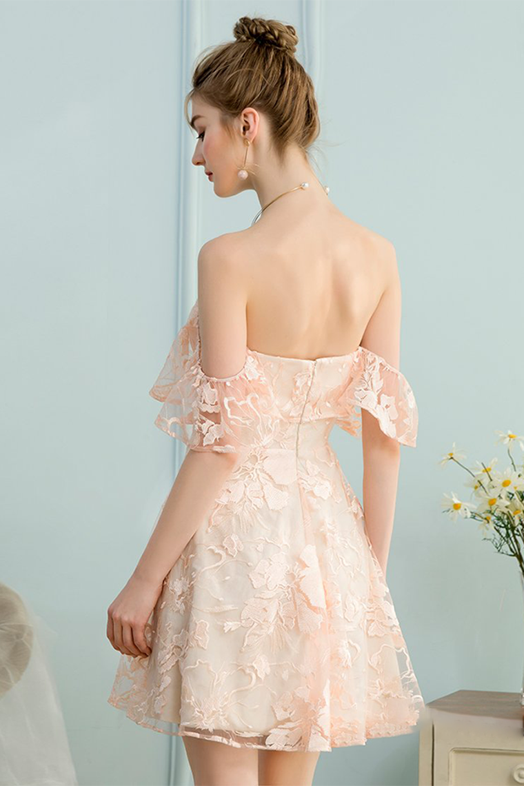 Sheath/Column Ruffles V-Neck Sleeveless Delaney Homecoming Dresses Sweep/Brush Train Dresses