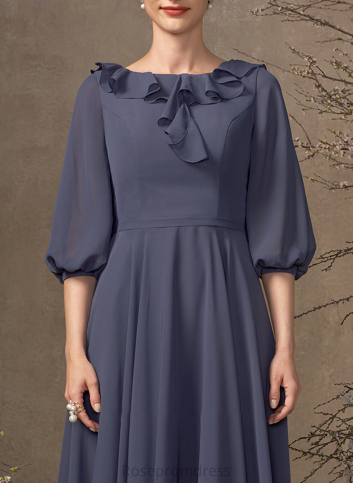 A-Line Ruffles Mother With Dress Tea-Length Mother of the Bride Dresses Cascading the Bride Yuliana Scoop Chiffon of Neck