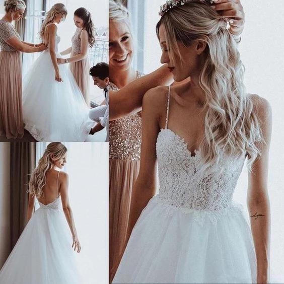 Elegant Tulle Spaghetti Straps V Neck Beaded Appliqued A-line Wedding Dresses SRS15208