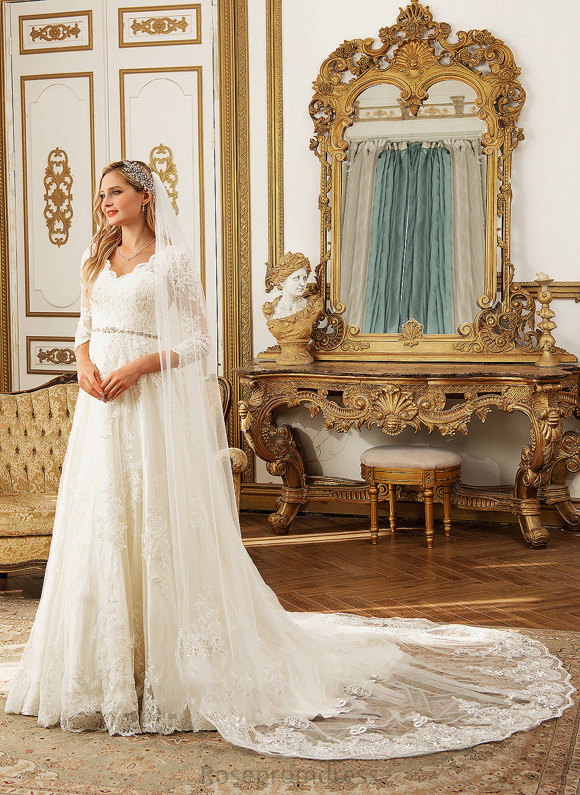 Beading Chapel Train Ball-Gown/Princess With Wedding Tulle Dress Makayla V-neck Sequins Wedding Dresses
