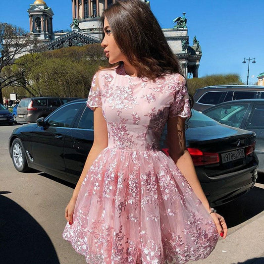 A-Line Short Sleeves Short Pink High Neck Homecoming Dress with Lace Appliques H1034