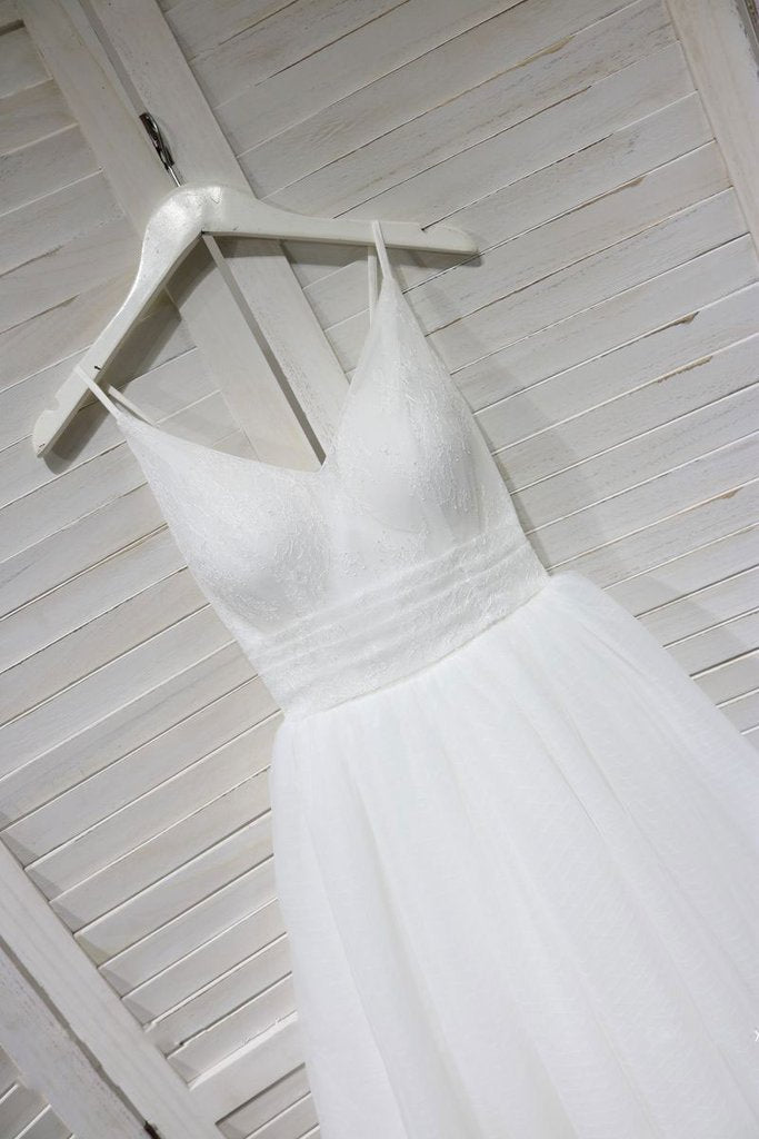 A Line Spaghetti Straps White Lace up Tulle V Neck Short Prom Dress Homecoming Dress H1028
