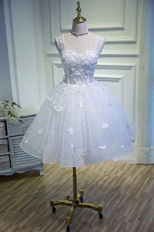 Simple Sweetheart White Lace up Beads Lace Appliques Tulle Straps Homecoming Dresses H1129