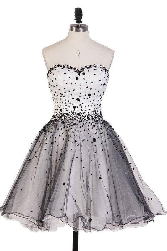 Romantic A Line Sweetheart Open Back Beaded Tulle Short Homecoming Dresses RS935