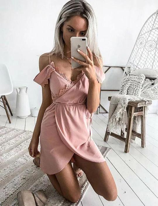 V Neck Sleeveless Short Dresses Paola Cocktail Homecoming Dresses Lace CD3275