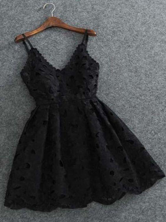 Simple Black Spaghetti Straps Short Lace Homecoming Dresses Gina Cheap CD612