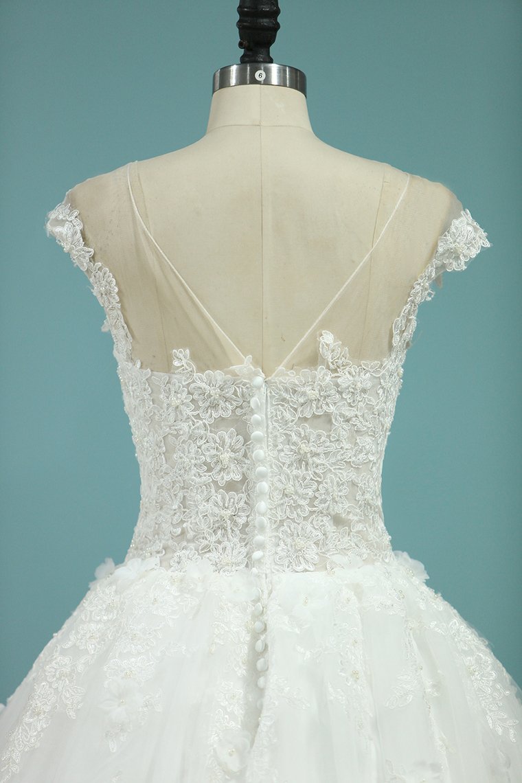 2024 Wedding Dresses Short Sleeves Scoop A Line Tulle With Applique
