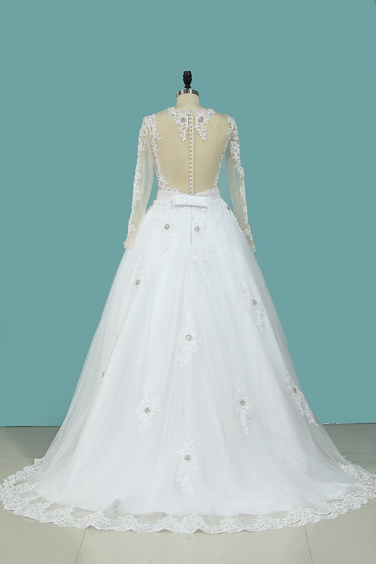 2024 A Line Scoop Wedding Dresses Long Sleeves Tulle With Applique & Beading Detachable Skirt Chapel Train