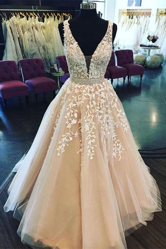 Fashion Ball Gown V Neck Prom Dresses with Appliques and Beads, Quinceanera Dresses SRS15582