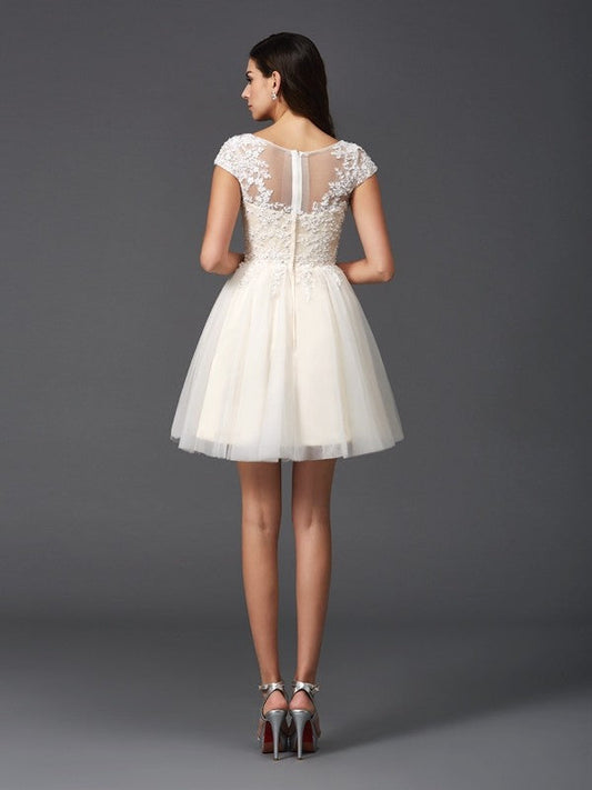 A-Line/Princess Scoop Applique Short Sleeves Marisol Homecoming Dresses Short Net Dresses