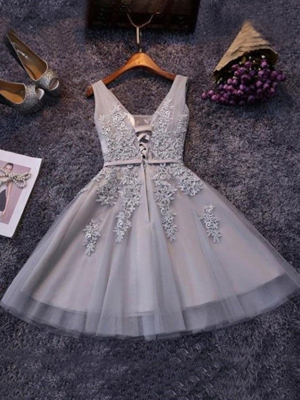 Homecoming Dresses Emery A-Line/Princess Sleeveless Straps Tulle Applique Short/Mini Dresses