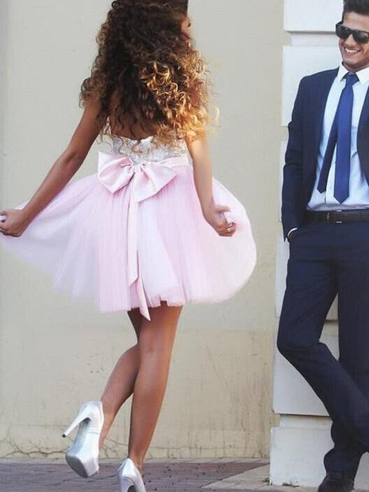 A-Line/Princess Suzanne Homecoming Dresses Sleeveless Sweetheart Beading Tulle Short/Mini Dresses