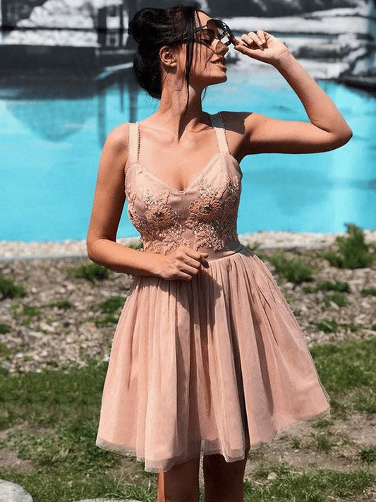 A-Line/Princess Sleeveless Straps Homecoming Dresses Isabella Tulle Beading Short/Mini Dresses