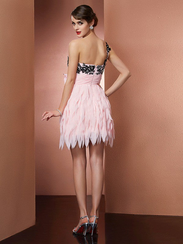 Kaylyn Homecoming Dresses Chiffon A-Line/Princess One-Shoulder Sleeveless Hand-Made Flower Short