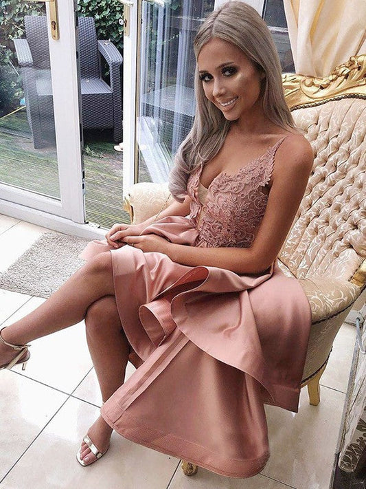 A-Line/Princess Spaghetti Straps Delaney Homecoming Dresses Satin Applique Sleeveless Asymmetrical Dresses