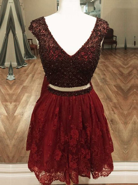 A-Line/Princess Lace Baylee Homecoming Dresses V-Neck Sleeveless Beading Short/Mini Two Piece Dresses
