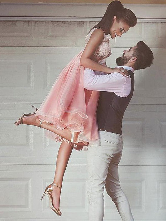 Lace Delilah Homecoming Dresses A-Line/Princess V-Neck Sleeveless Tea-Length Tulle Dresses