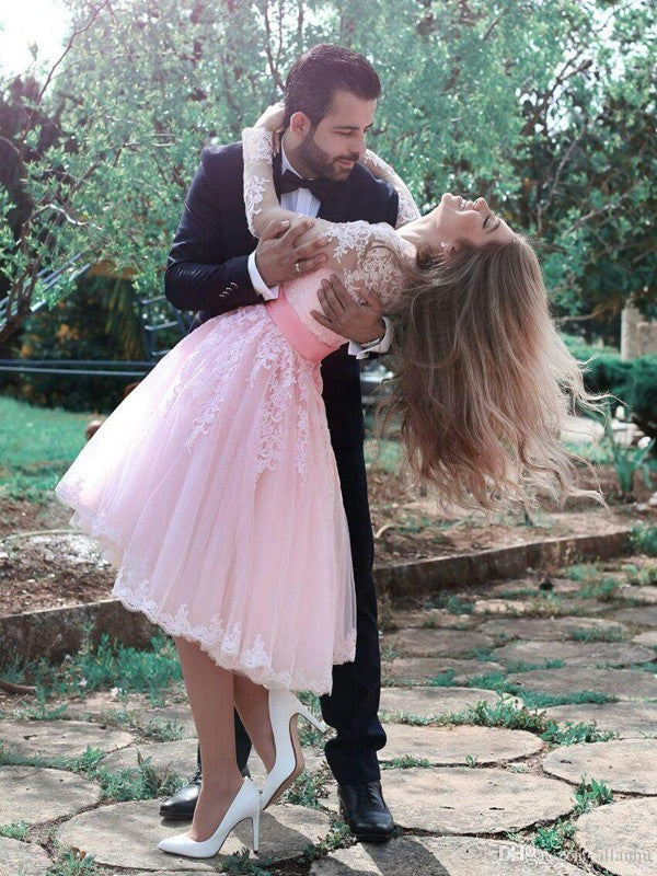 A-Line/Princess Sleeveless Homecoming Dresses Karsyn Lace Sweetheart Tulle Short/Mini Dresses