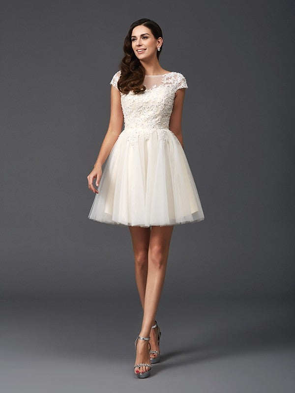A-Line/Princess Scoop Applique Short Sleeves Marisol Homecoming Dresses Short Net Dresses