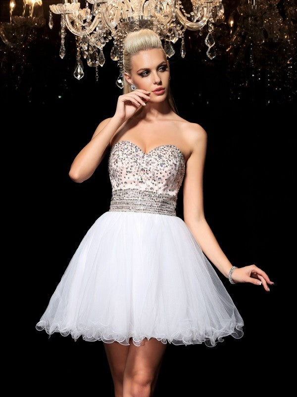 A-Line/Princess Sweetheart Jean Cocktail Homecoming Dresses Beading Sleeveless Short Net Dresses