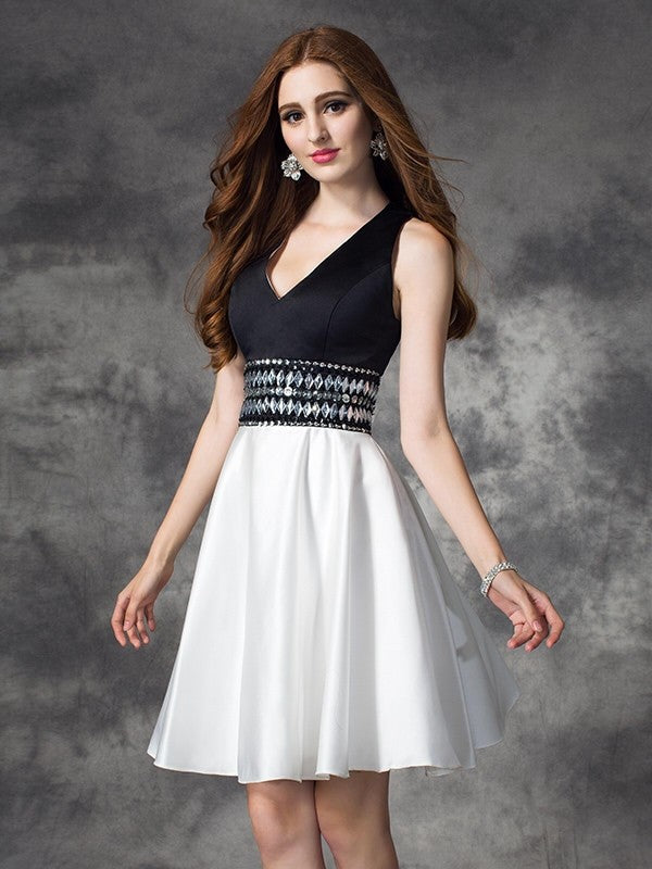 A-Line/Princess V-Neck Rhinestone Sleeveless Homecoming Dresses Satin Jan Short Dresses