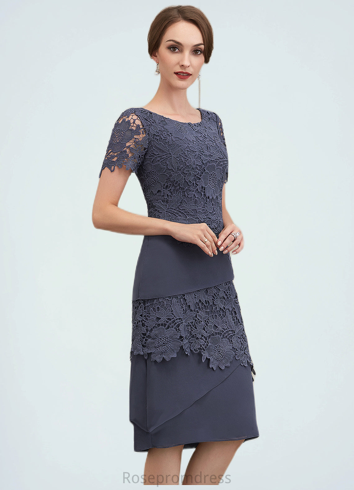 Cristina Sheath/Column Scoop Neck Knee-Length Chiffon Lace Mother of the Bride Dress SRS126P0014591