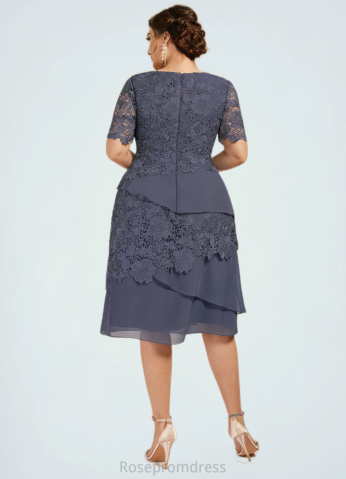 Cristina Sheath/Column Scoop Neck Knee-Length Chiffon Lace Mother of the Bride Dress SRS126P0014591