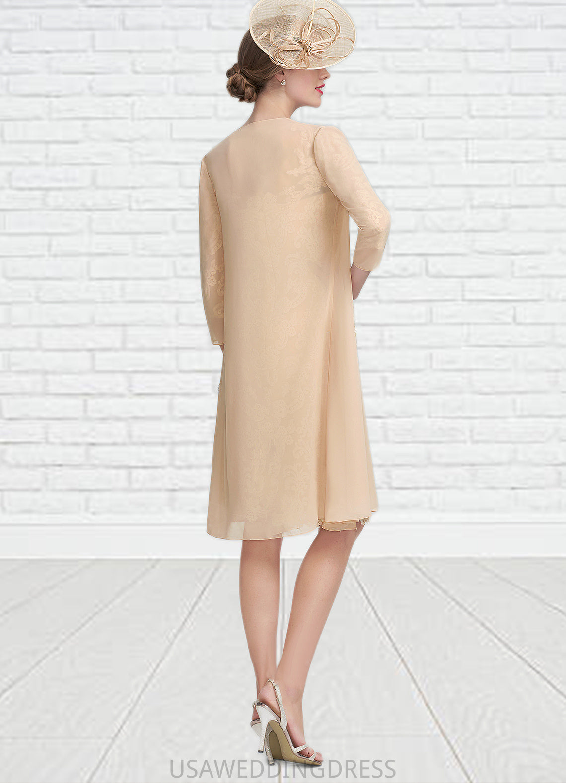 Gina Sheath/Column Scoop Neck Knee-Length Lace Mother of the Bride Dress With Beading Sequins DS126P0014874