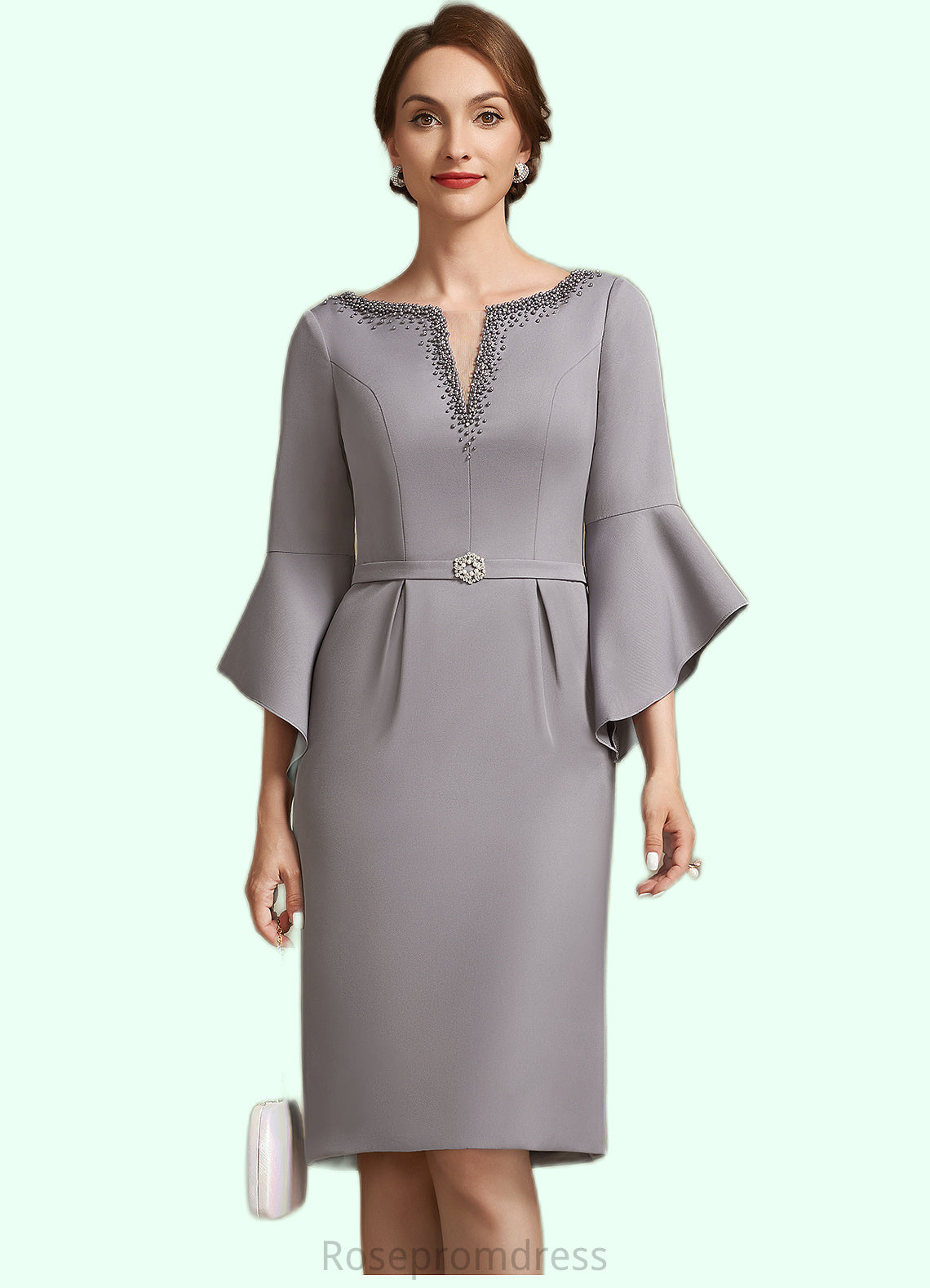 Alice Sheath/Column V-neck Knee-Length Stretch Crepe Mother of the Bride Dress With Beading SRS126P0014928