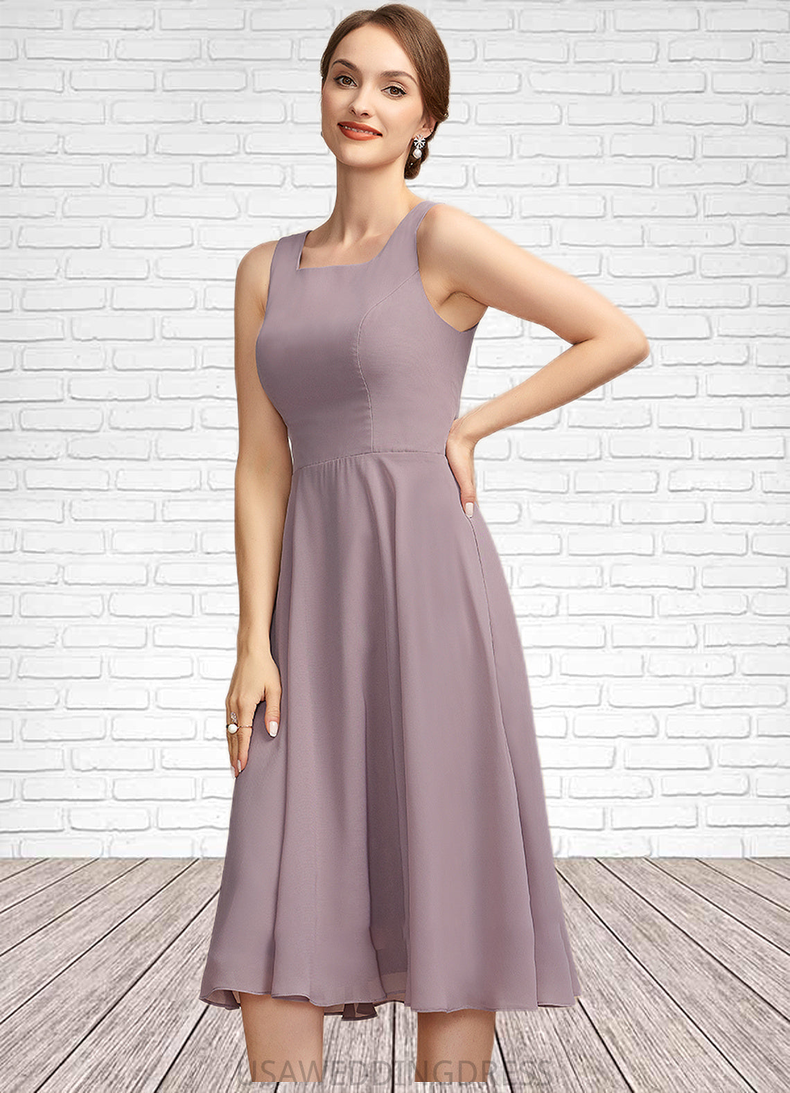 Amanda A-Line Square Neckline Knee-Length Chiffon Mother of the Bride Dress DS126P0014940