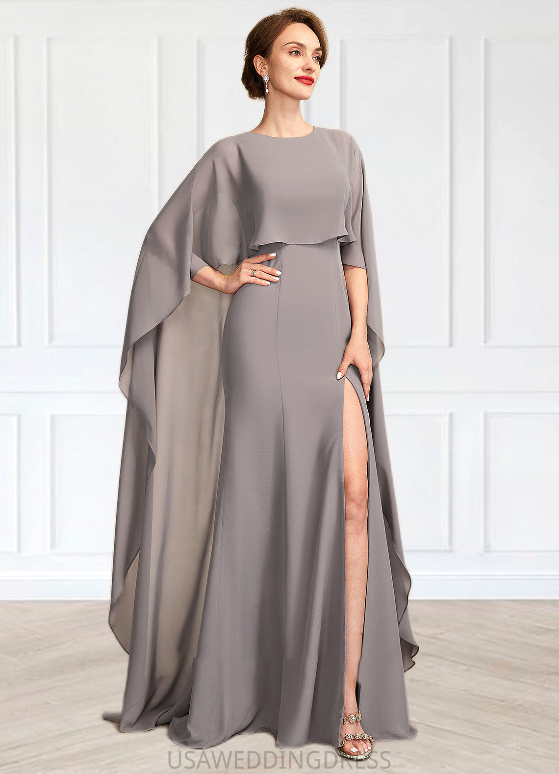 Amber Sheath/Column Scoop Neck Sweep Train Chiffon Mother of the Bride Dress With Split Front DS126P0015000