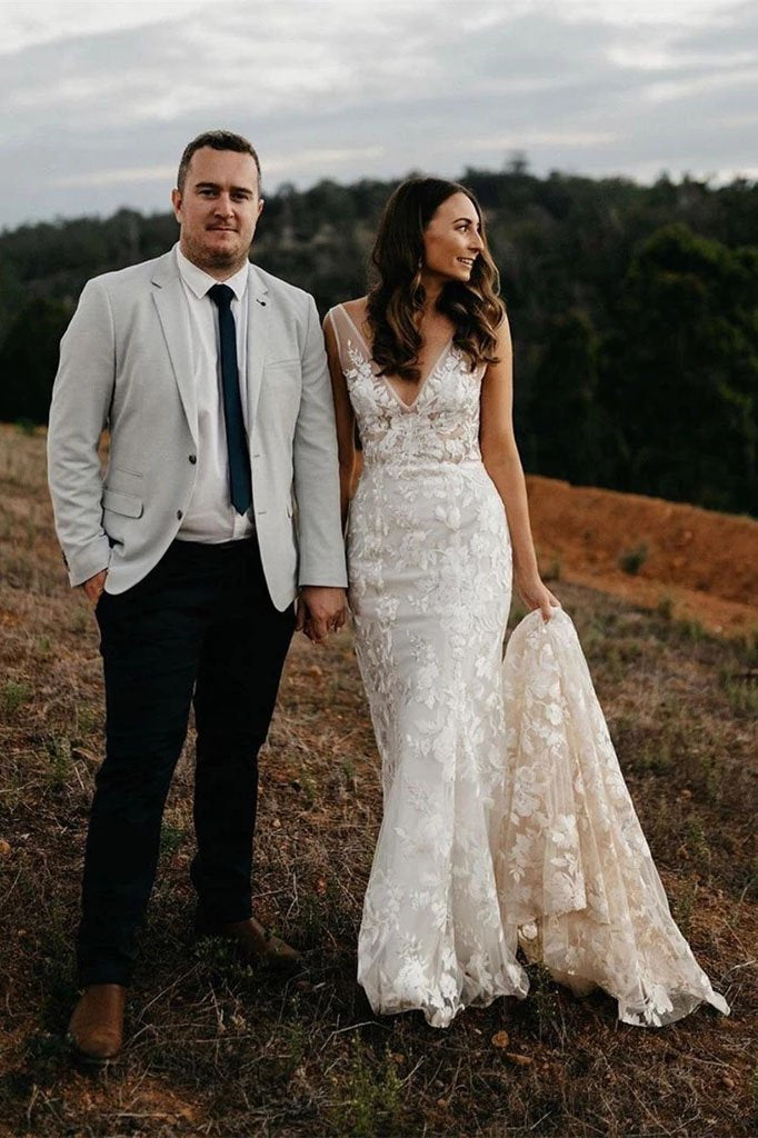Princess Mermaid V Neck Lace Appliques Ivory Wedding Dresses, Straps V Back Wedding Gowns SRS15300