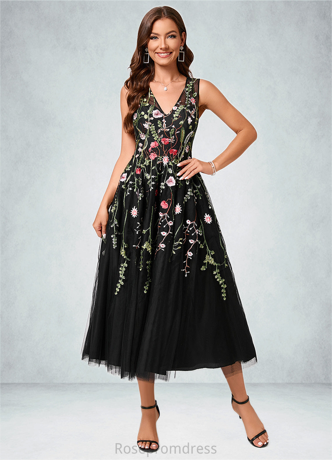 Lauryn A-line V-Neck Tea-Length Lace Tulle Cocktail Dress With Appliques Lace SRSP0022260