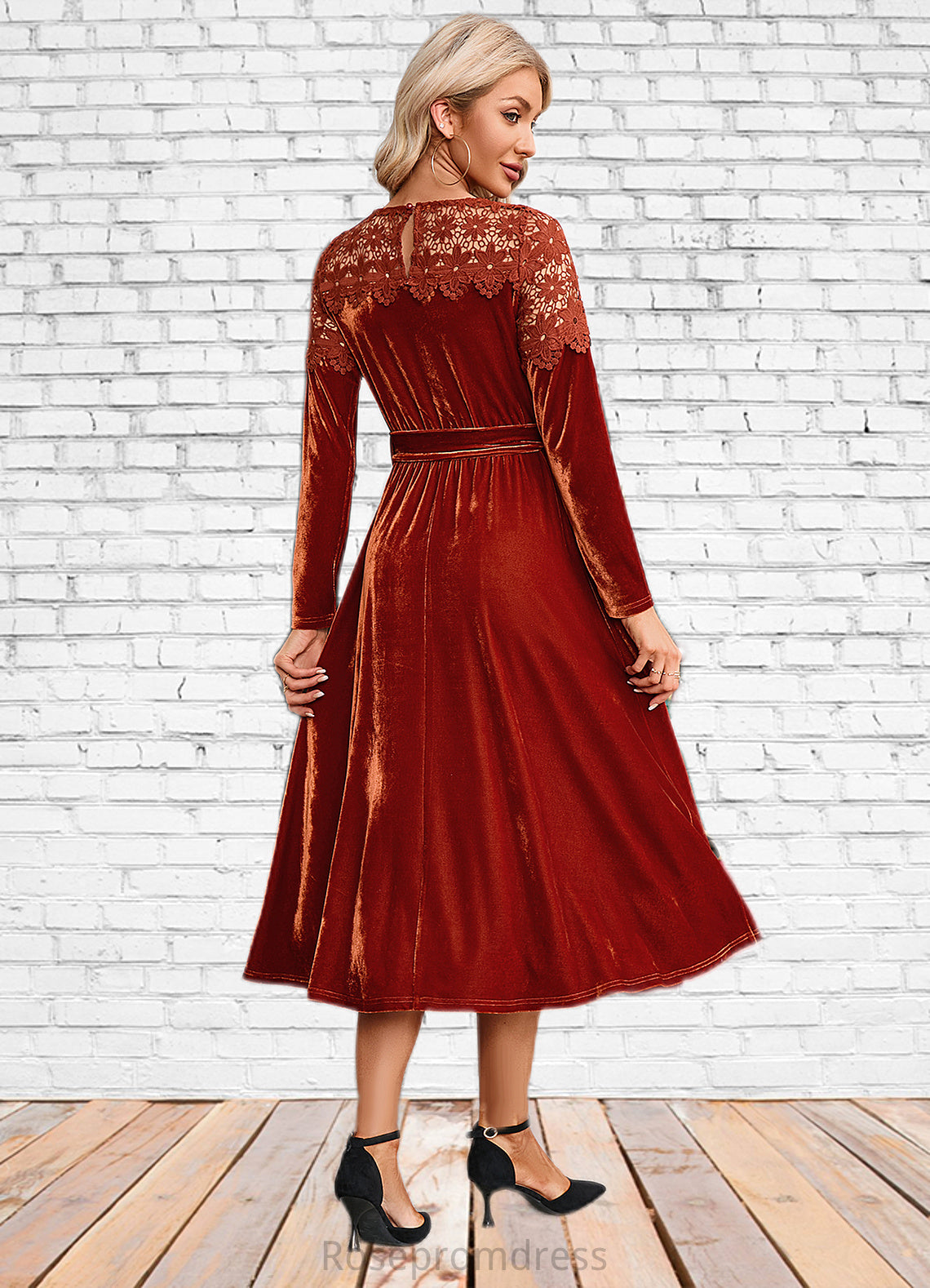 Mira Scoop Elegant A-line Velvet Dresses SRSP0022496