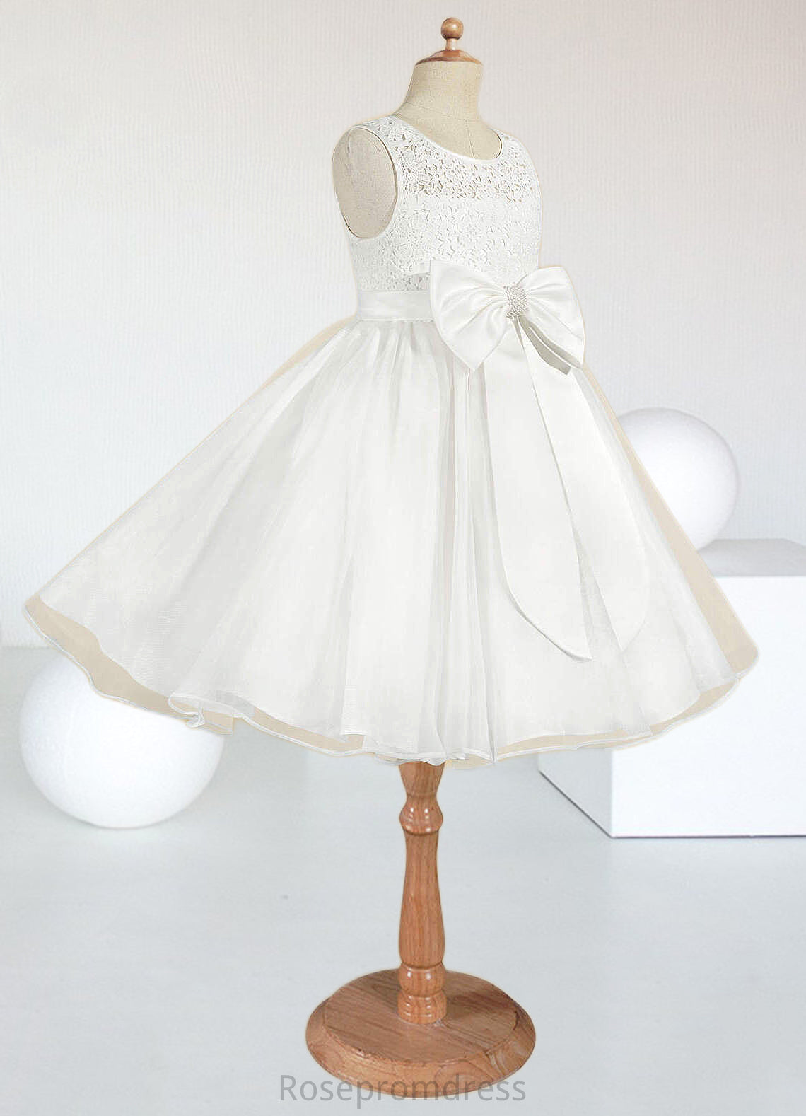 Carolyn A-Line Lace Organza Knee-Length Dress Diamond White SRSP0022811