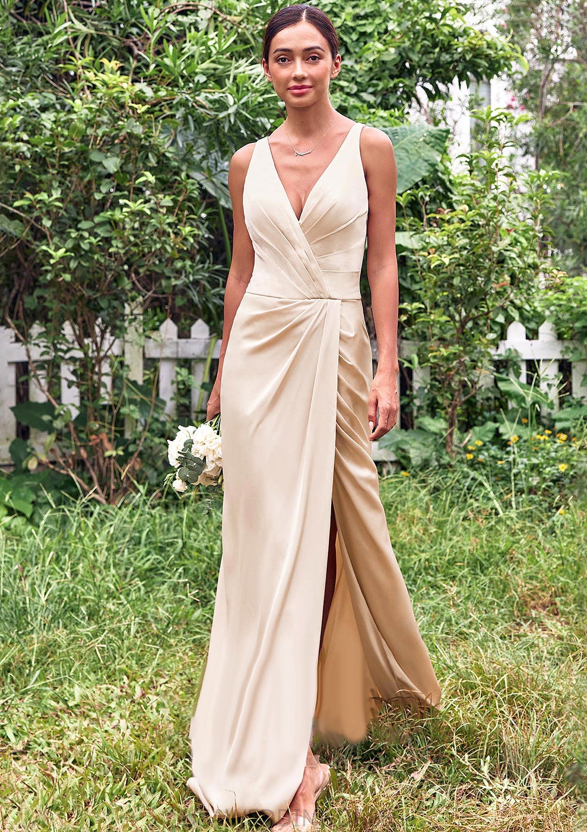 Trumpet/Mermaid V Neck Sleeveless Floor-Length Stretch Satin Bridesmaid Dresses with Pleated Split Isabela DSP0025255
