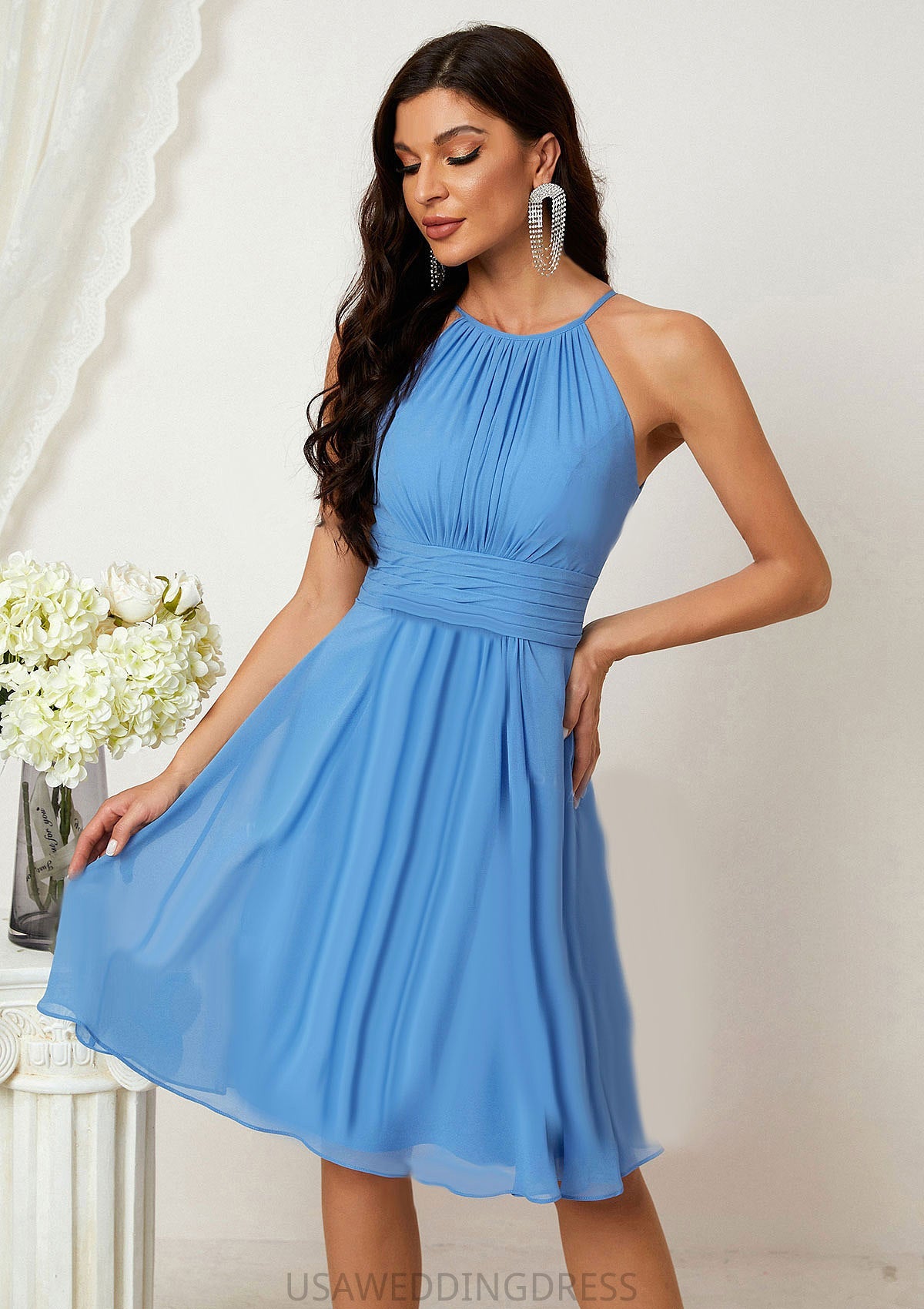 A-line Halter Sleeveless Knee-Length Chiffon Bridesmaid Dresses With Pleated    Linda DSP0025324